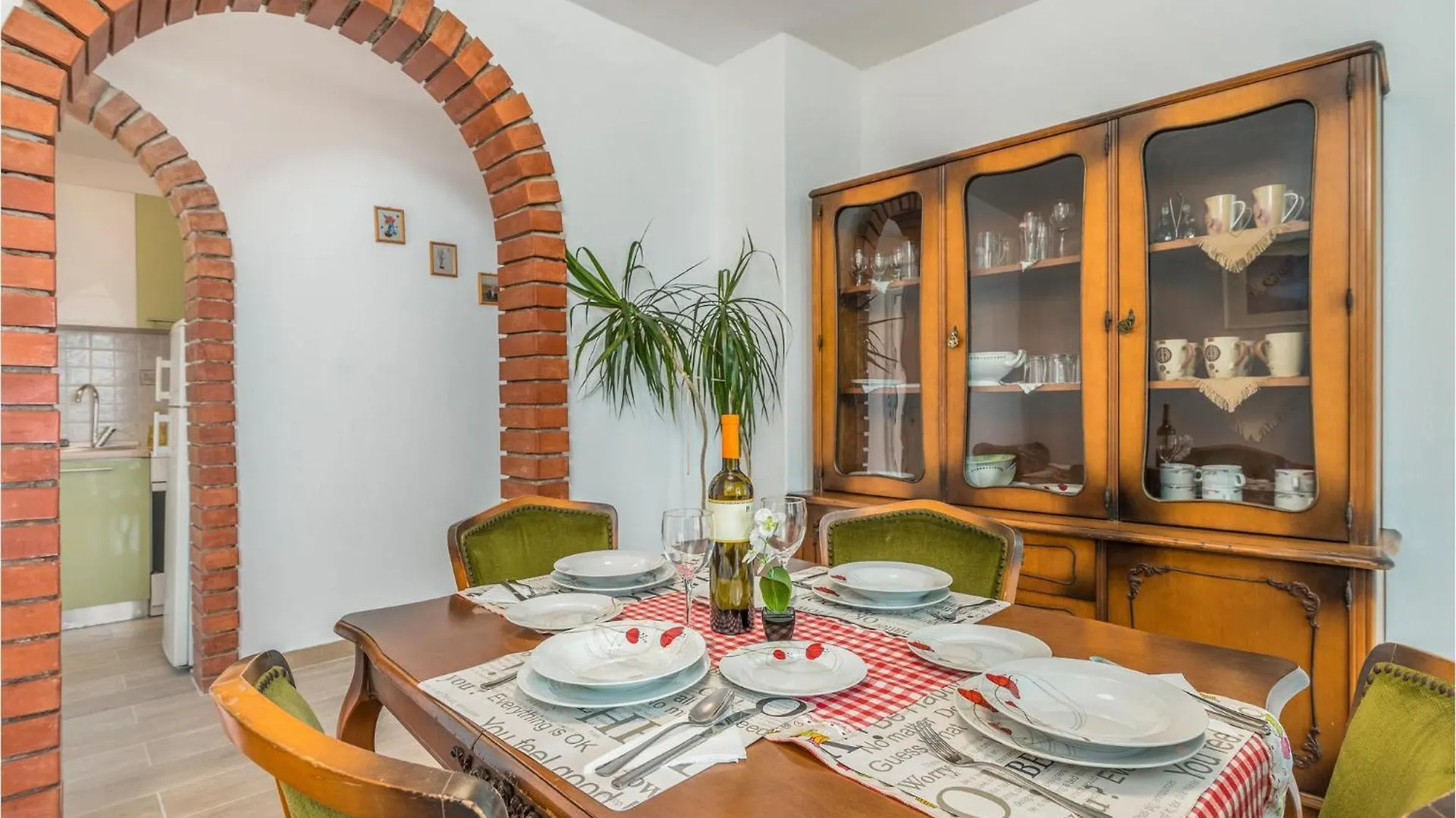 Lovely Apartment In Mali Losinj With Kitchen 0*,  Kroatien