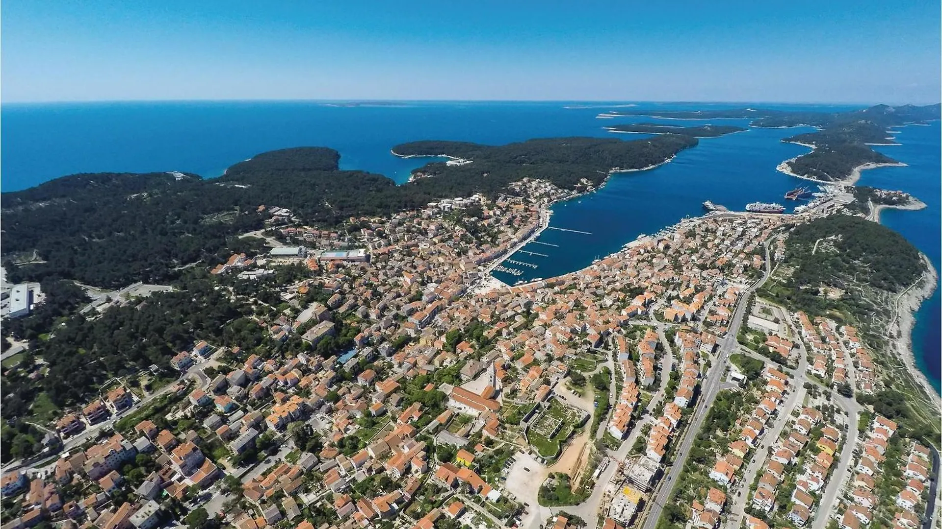 Lovely Apartment In Mali Losinj With Kitchen 크로아티아